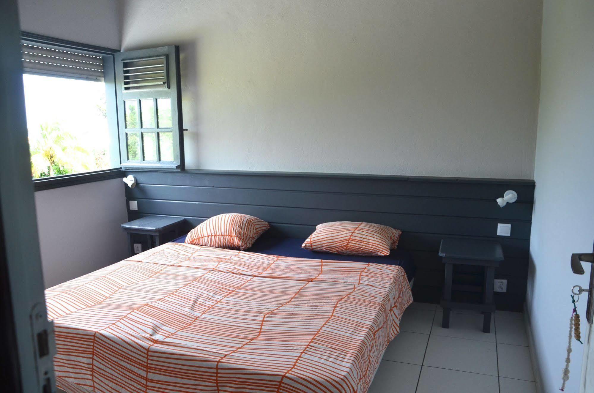 E.Gwada Hostel Le Gosier  Zewnętrze zdjęcie